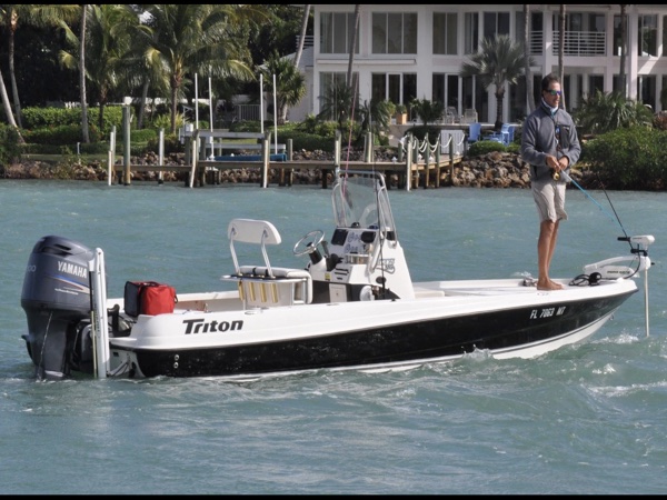 Captain Fernando's Triton bay boat — Sea Stalker Charters